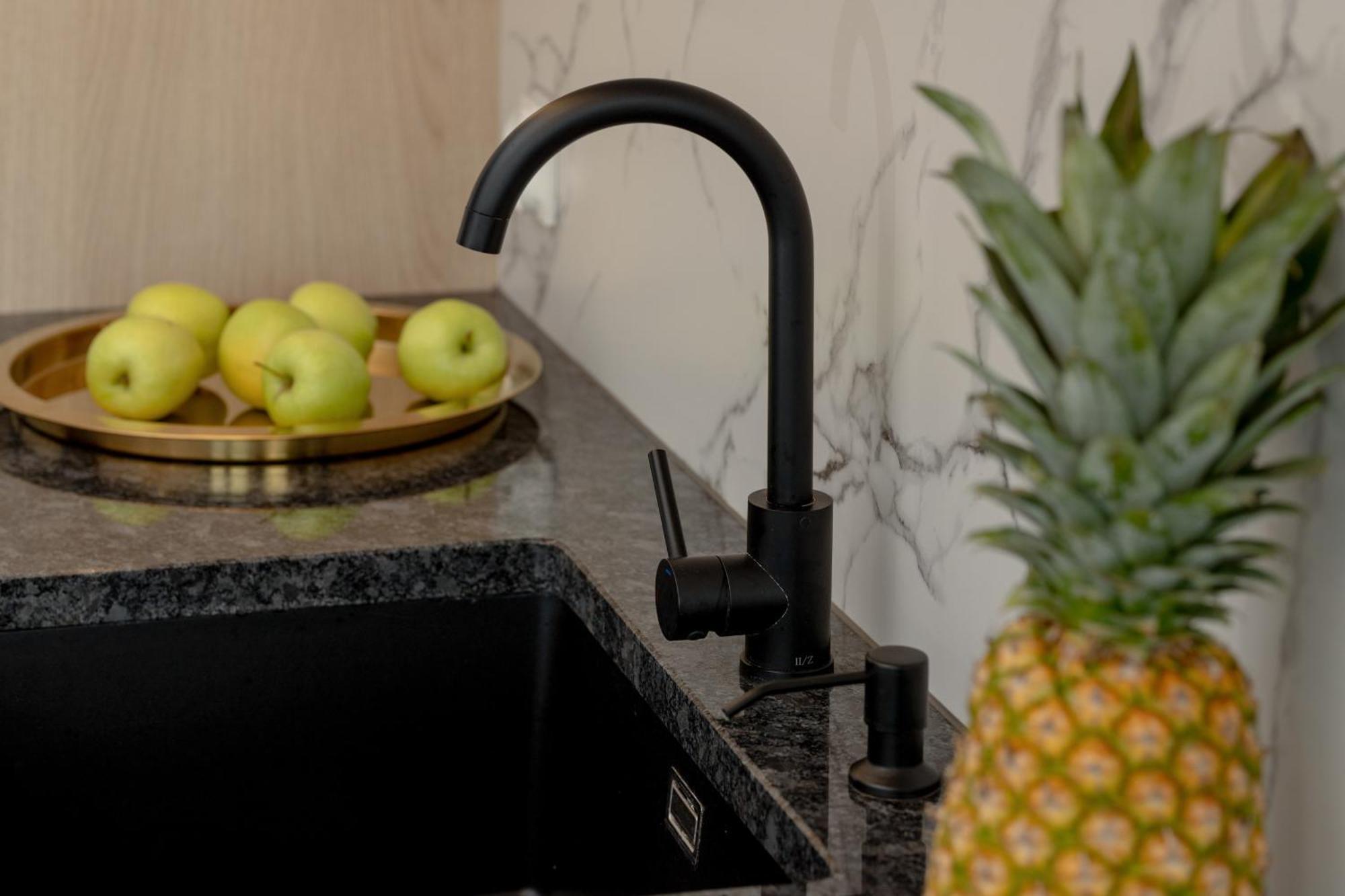 Apartport Wyjatkowe Apartamenty Z Widokiem Na Port W Gdyni By Noclegi Renters Gdynia Buitenkant foto